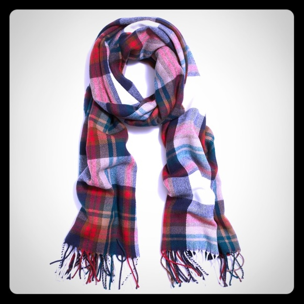❣️Brand new with tags J. Crew plaid scarf❣️